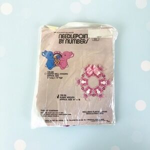 Vintage 1988 Ala Mode Needlepoint Bunny Easter Wreath Handmade Vtg Yarn 18